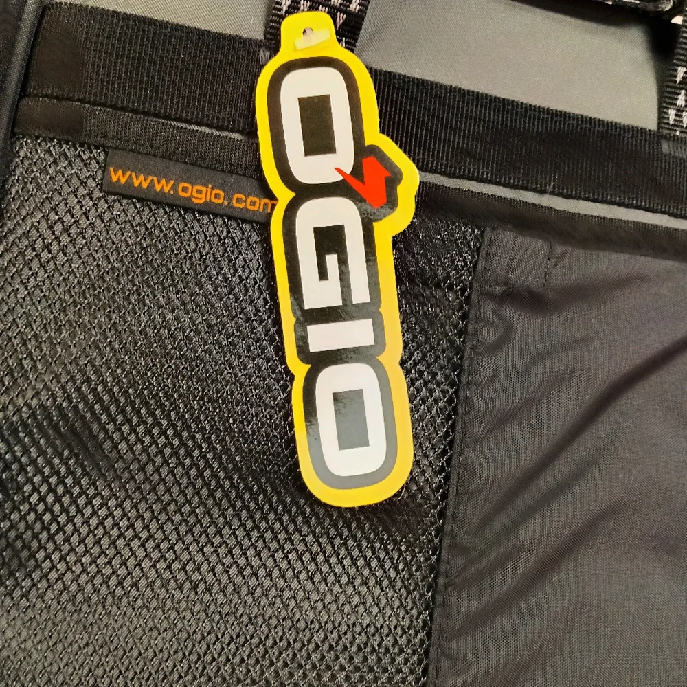 NEW OGIO Black Nylon Padded Laptop Case